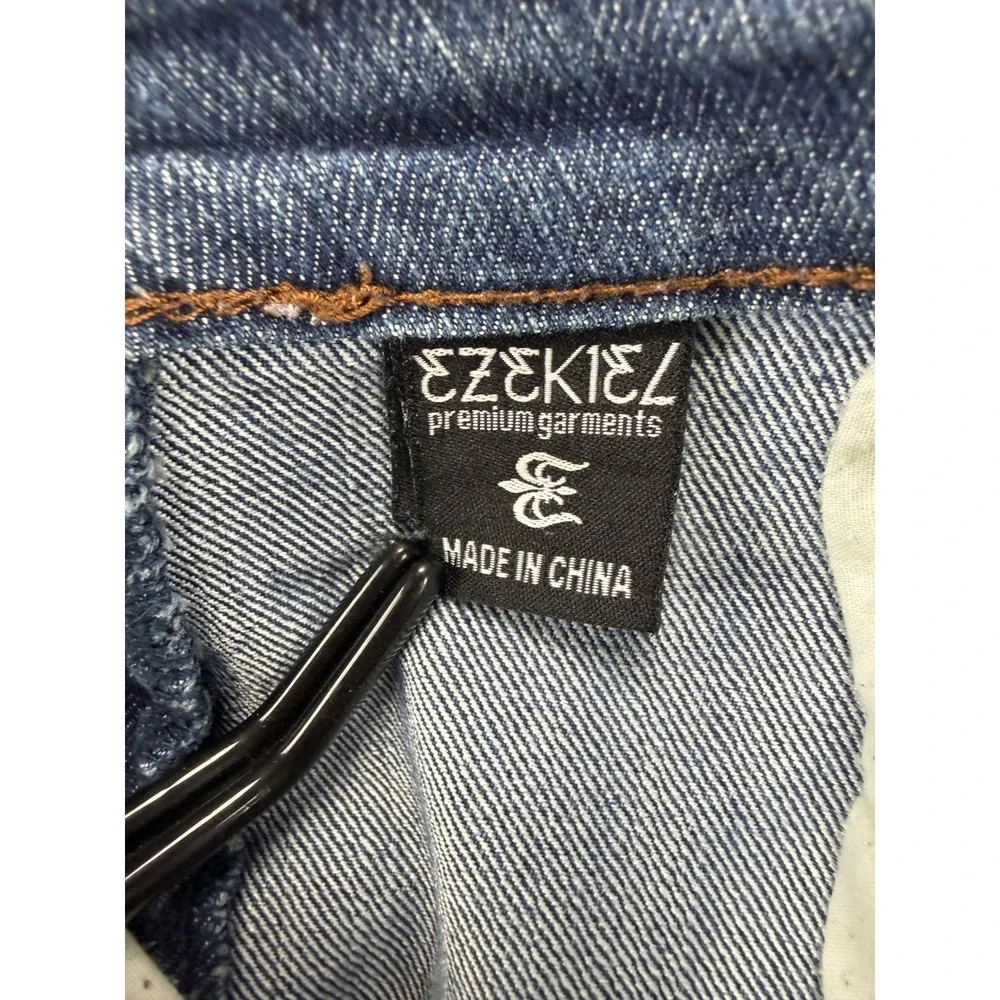 Ezekiel Jeans Mens 36 Straight Leg Medium Wash Blue Premium Denim 305